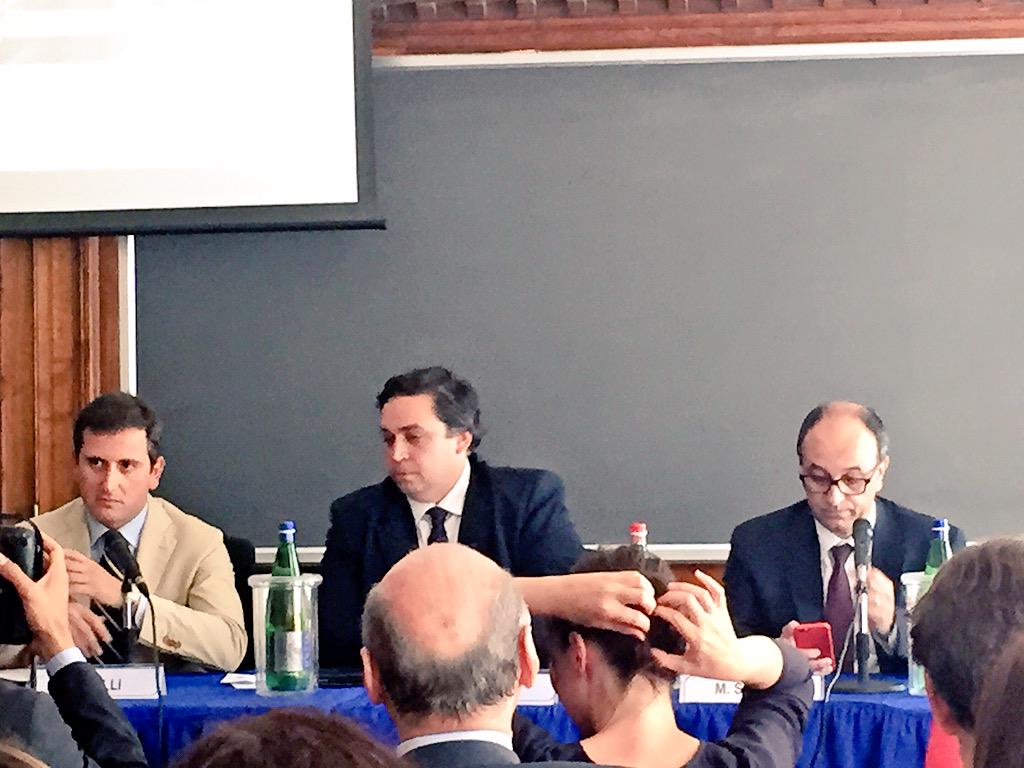 Incontro con @nomfup, Filippo Sensi, portavoce di @matteorenzi, grazie a @laureatiluiss e School of Government