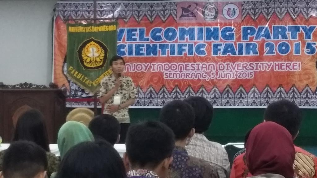 Sambutan pertama oleh ketua Scientific Fair 2015 "Rizky Nursofyanto"