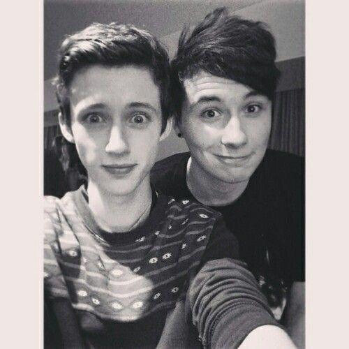 Happy birthday troye sivan 