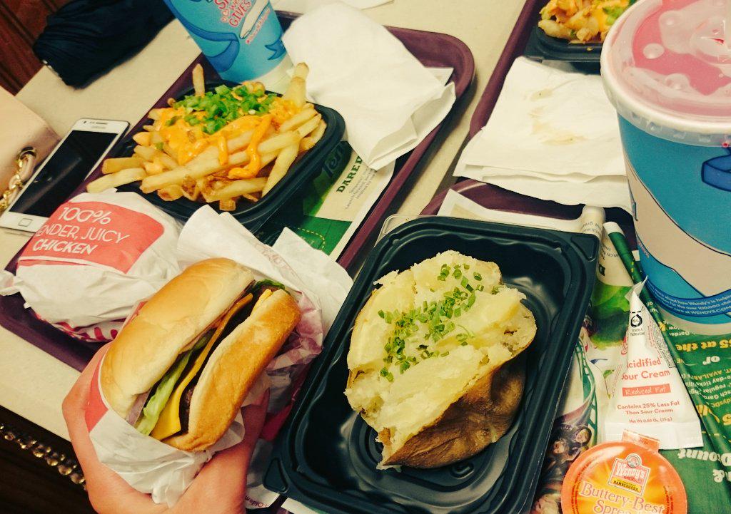NisrinH's tweet photo. Wendy's check http://t.co/dWGvmcD66h