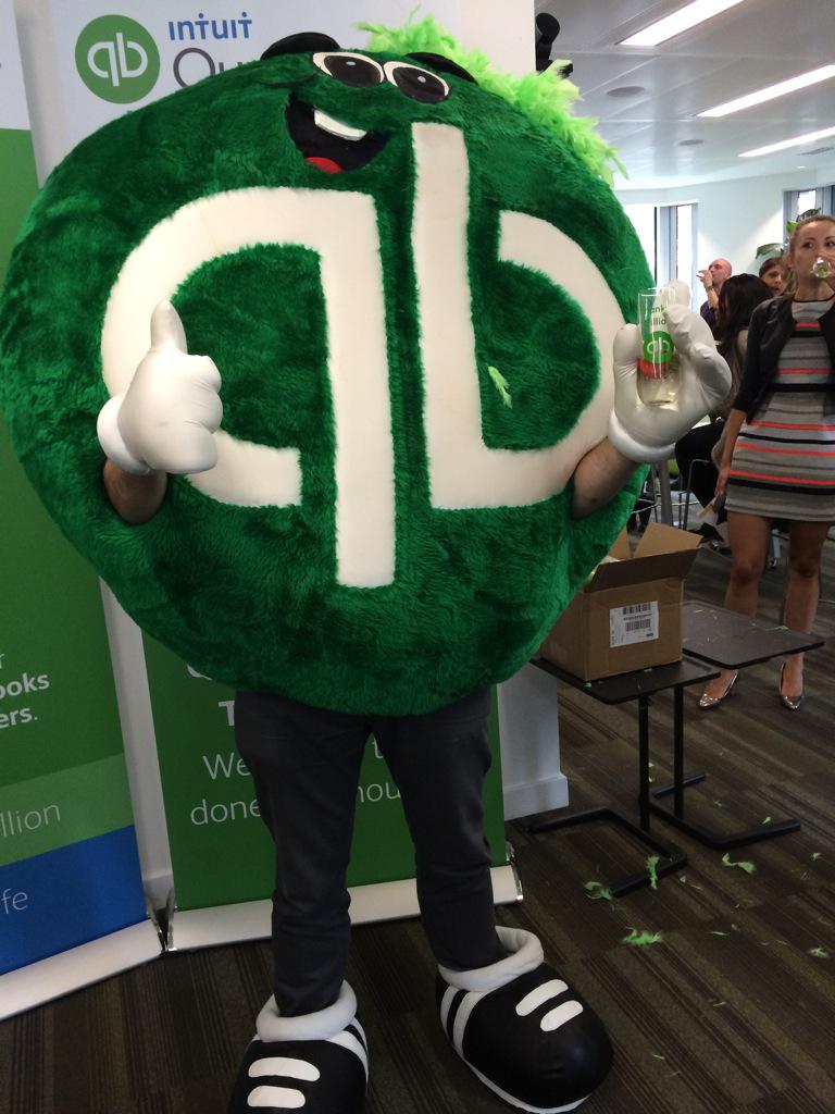 Sarah_Coops's tweet photo. Congratulations @QuickBooksUK reaching 1 million subscribers worldwide #ThanksaMillion #IntuitLife http://t.co/8NHzKZl8TV