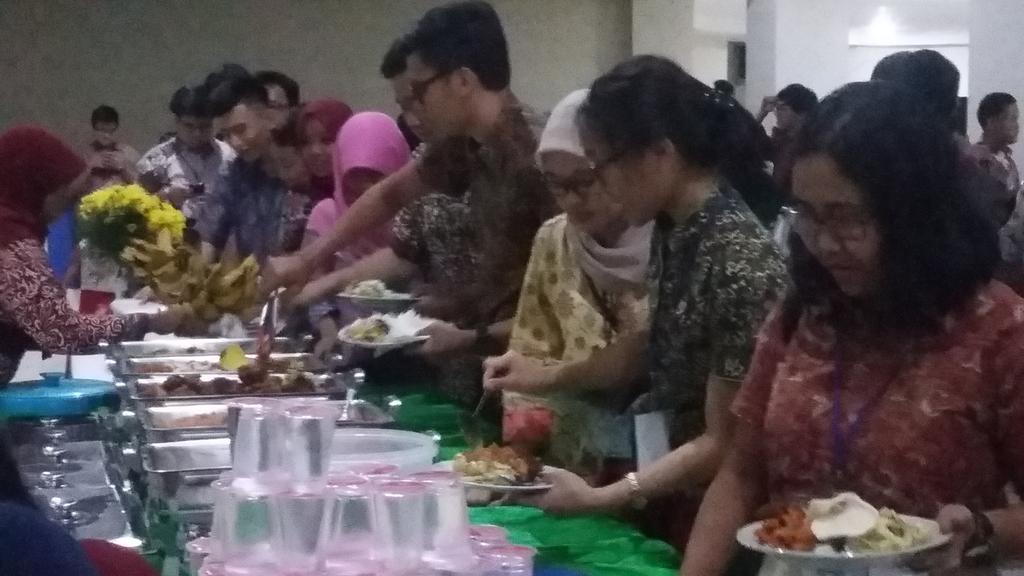 Acara selanjutnya adalah ramah tamah &amp; makan malam bersama :D