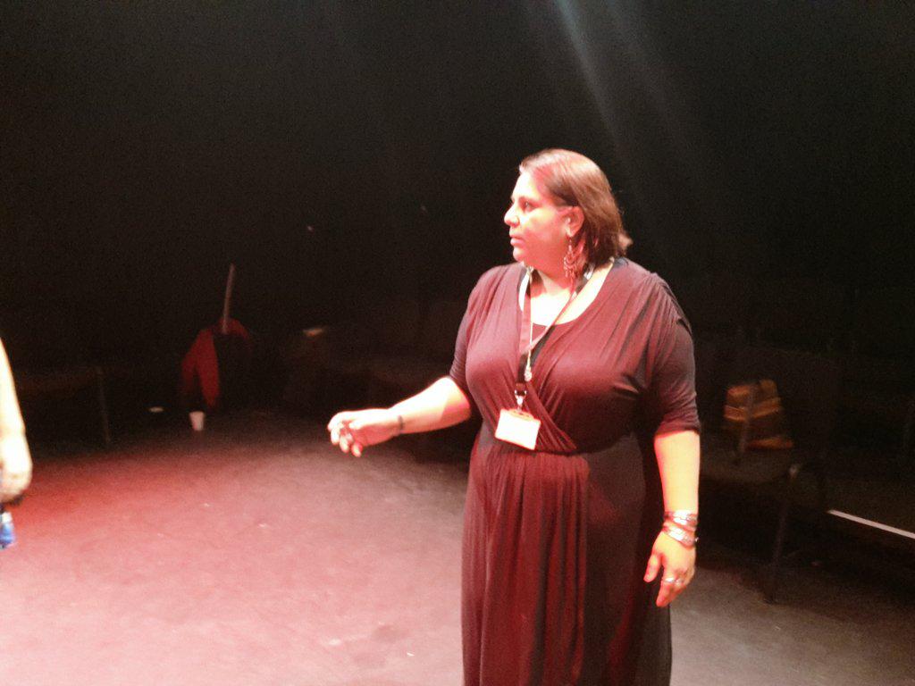 WeRTeamAngelica's tweet photo. The beautiful @PoojaGhai, director of tonight's play #RuggedRock by @itsfrankiemarie http://t.co/1hiKxddCa8