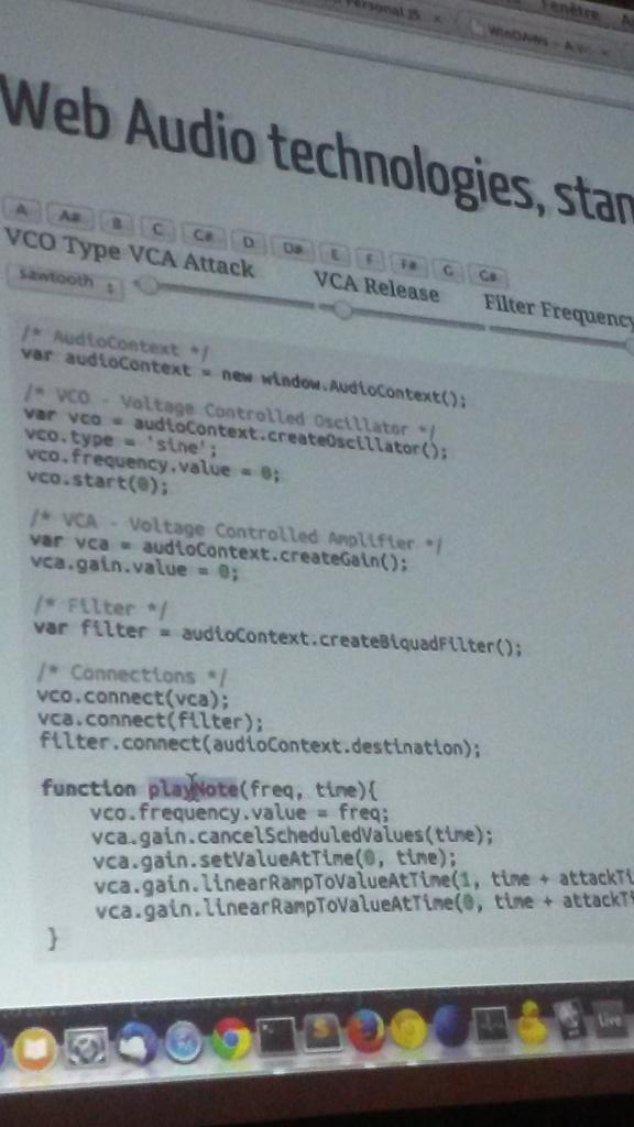 HugoM321's tweet image. #bestofweb2015 l ircam fait son synthé audio en javascript !