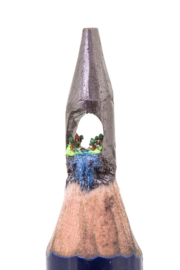 Hidden #geocache Carved Into The Tip Of Pencil. #geocaching 
boredpanda.com/little-carved-…