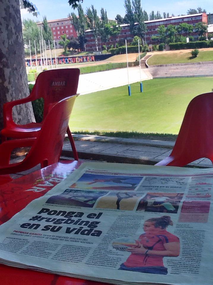 iboff's tweet photo. Grande @PGR_RUGBY saliendo en @marca con #rugbing @kaikuland tu también sales... http://t.co/yRfpPRSVk6