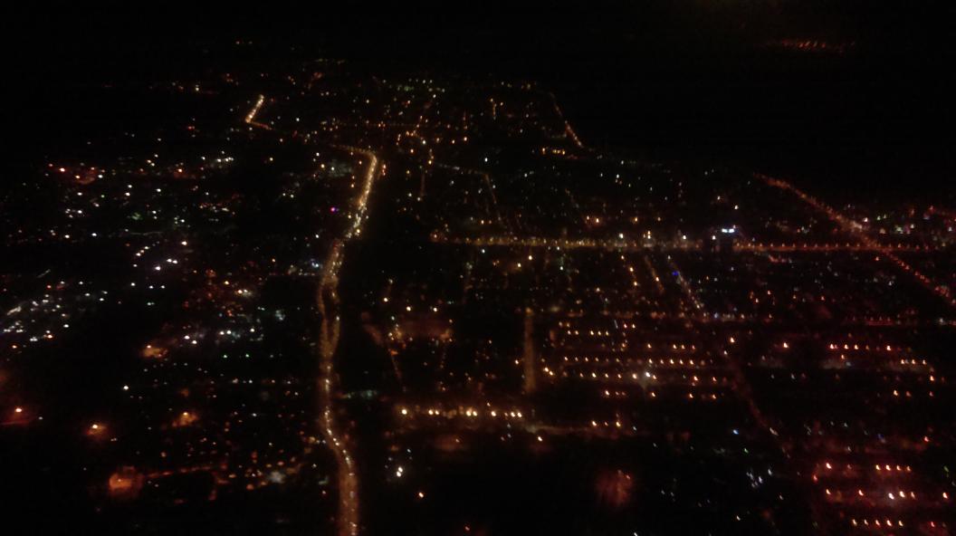 loveOKplease's tweet image. @WeAreMumbai #BombayLoves this!! View from the plane at night!! 😍😍😍