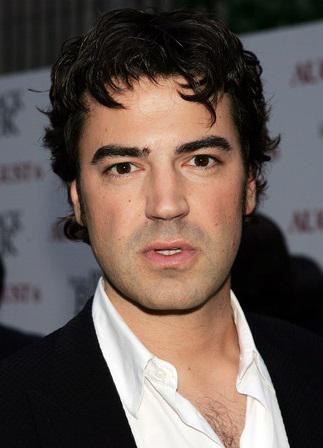 Happy birthday to actor Ron Livingston!    