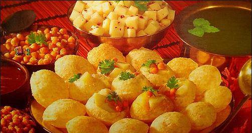 GrowlingGut's tweet image. #BombayLoves chaat :)