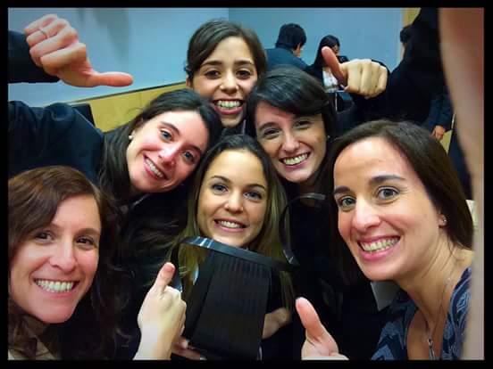 FranjaDerecho's tweet photo. Felicitamos al equipo d @DerechoUBA q ganó el 1er psto del Concurso CPI Simulación Judicial ante la Cte Penal Intern http://t.co/BAotGOhh04