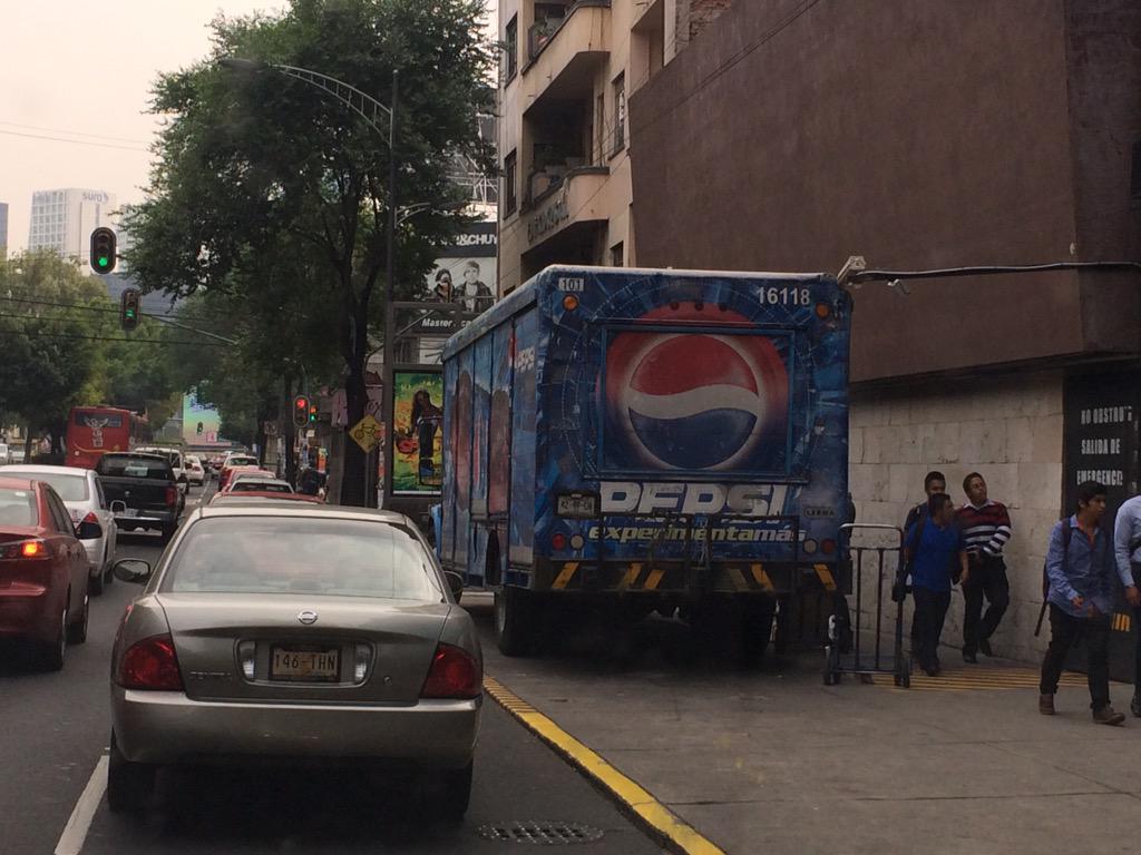 Que el peatón es el que? <a href="/CDMX_Semovi/">Secretaría de Movilidad Fácil (Se MoFa)</a> @Transito_CDMX <a href="/LaNapolesDF/">La Nápoles</a> <a href="/PepsiMEX/">Pepsi México</a>