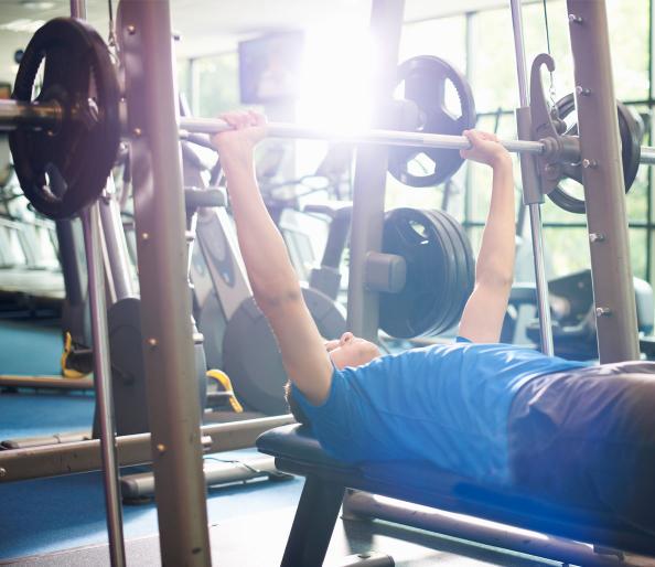 MensFitnessX's tweet image. Your gym time is precious. Don't waste it doing these exercises.  ow.ly/NVno3