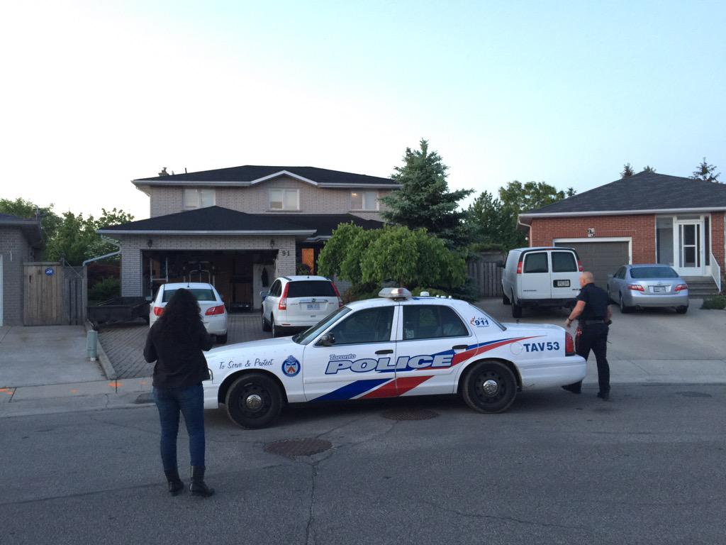 LateNightCam's tweet photo. #HamOnt Cop charged in #ProjectPharaoh - Craig Ruthowsky 41 Suspended with pay since June 2012. 16 yrs on the job. http://t.co/Wk9q1Bkbg2
