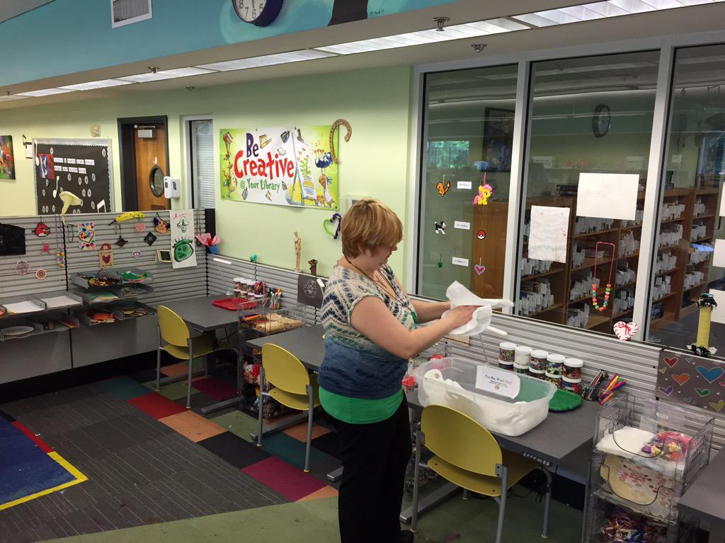 LibrarianKiki's tweet photo. Cleaning up the MakerSpace before opening. #LibWorkIT #librarylife #makerspace #PHLMake http://t.co/UqzAsR0v9N