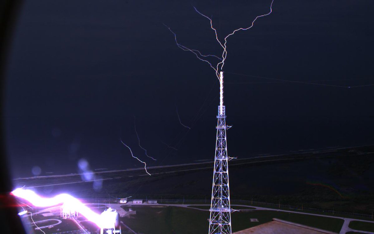 NASAGroundSys's tweet photo. PadB #lightning protection sys recorded 16 direct strikes over the last year. It'll keep @NASA_SLS @NASA_Orion safe http://t.co/3cihW9sbGU