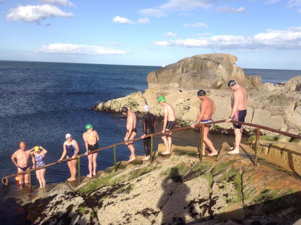 It's the #FortyFoot. Take a number and get in line....@irishswimmermag <a href="/swimireland/">Swim Ireland</a> <a href="/SwimIrlMasters/">Swim Ireland Masters</a>