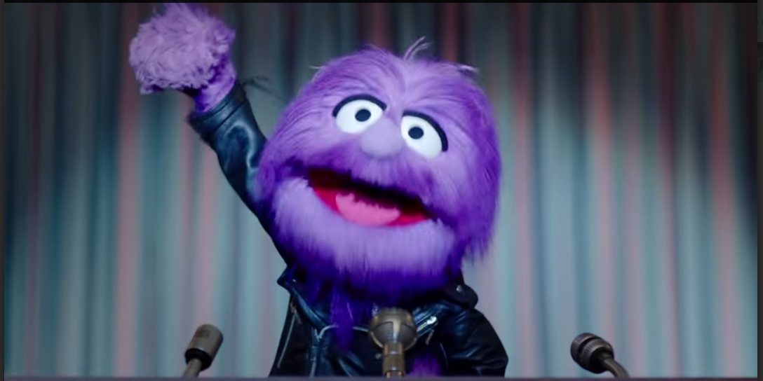 The revolution is here, my friends. And it's fluffy. #makeitright <a href="/ThreeUK/">Three UK</a> youtube.com/watch?v=_6jl5R…