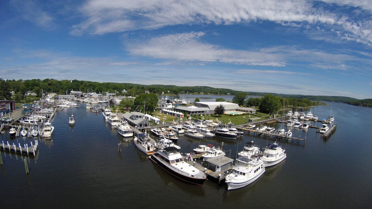 AIM_TrawlerFest's tweet image. Come over &amp;amp; join us for the International Cruising Boat Expo on this gorgeous day in Essex, CT! #Passagemaker #SAIL