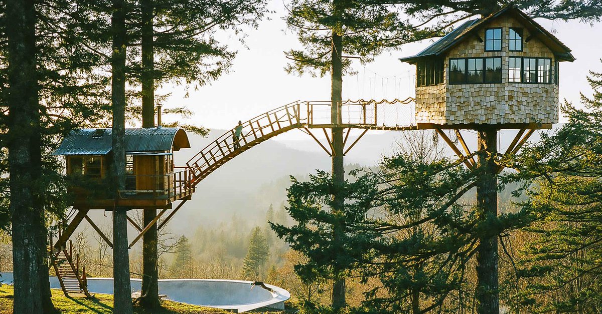 supercompressor's tweet photo. This Incredible Two-Tier Treehouse Has Its Own Skate Park: http://t.co/2GbaAlMJrN http://t.co/lfFIGY23cW
