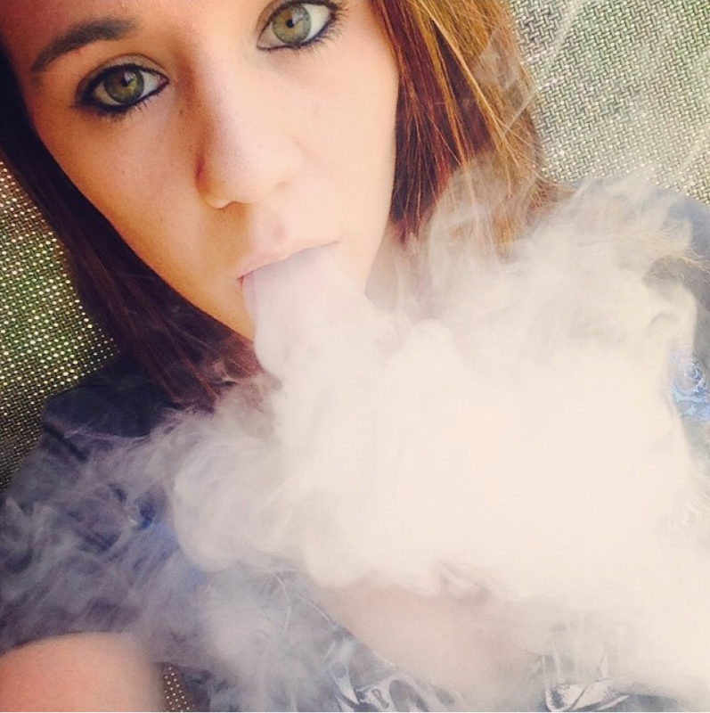 VaporElectrico's tweet image. Conoces los #VAPORIZADORES presentamos #V2 #V2PRO goo.gl/i3vHGS ahorra 10% #cupon SOFLA10 #eCigs #vapor #RT