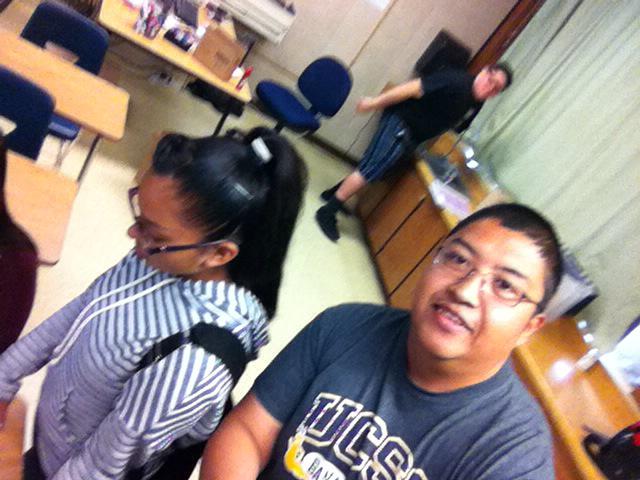 diazjesus_slug's tweet photo. Selfies with 4th period #CCMS2015 http://t.co/i9672KliYV