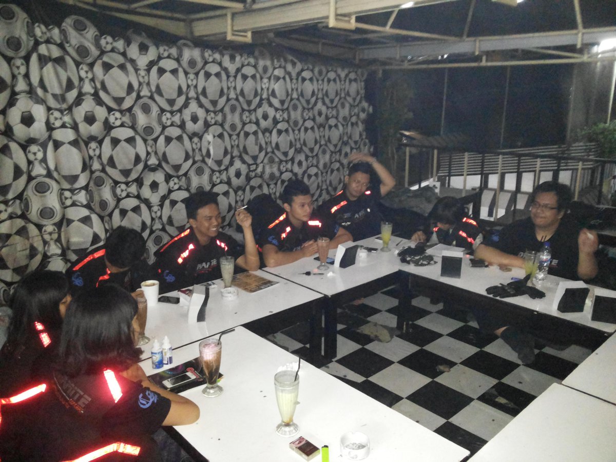 Dynamite Bandung tweet media