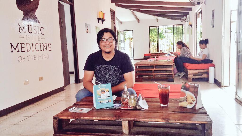 InfobotApp's tweet image. Con #Infobot podés obtener un 20% de descuento en @RockMunchies! Solo mostrá su perfil en el app!