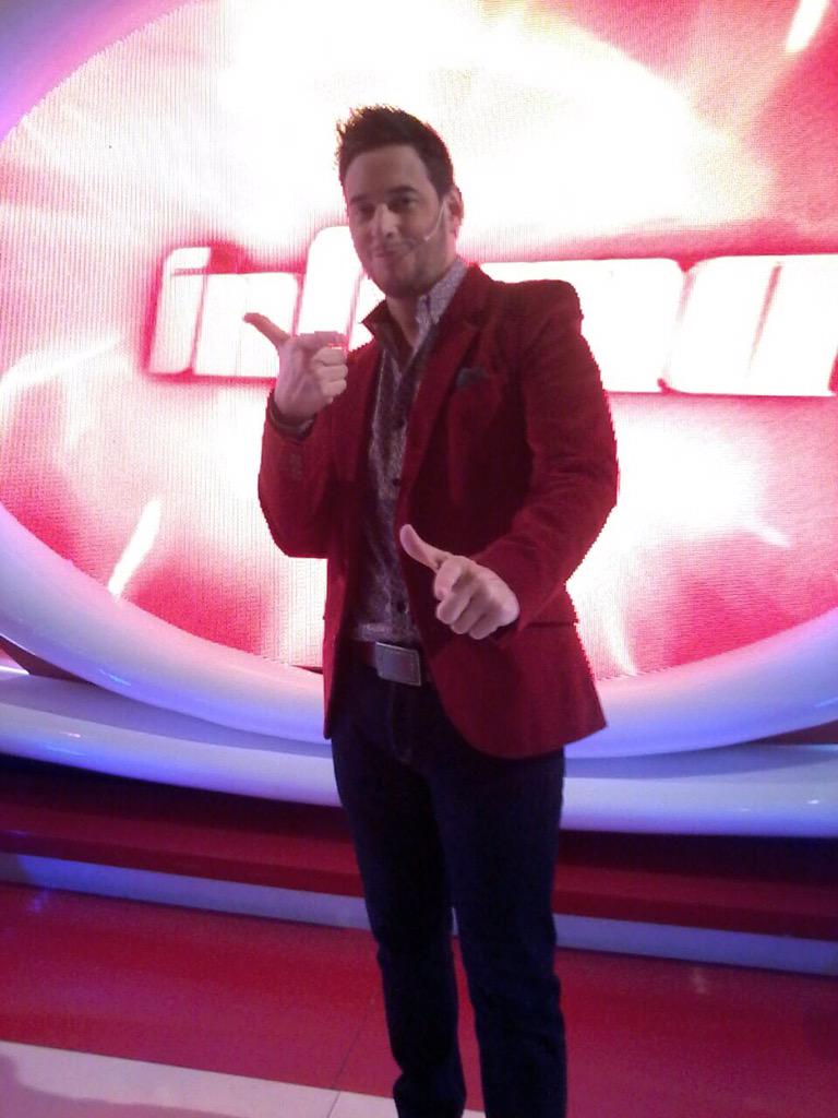 Ya arrancamos lo mejor de la tarde. Explota y entretiene; <a href="/infama/">Infama Oficial</a> con el mejor look de <a href="/absolut_joy/">Absolutjoy</a> genial!