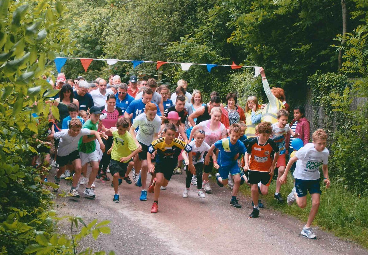 Dust off your trainers and join us for the NOT-TO-BE-MISSED FUN RUN on Sunday! Registration starts at 11.30