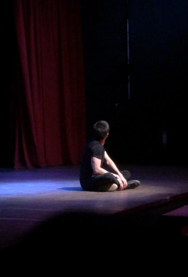 ProjetoLua's tweet image. Lua Blanco e Igor Cosso, durante a peça 'Primeiro Sinal', hoje.