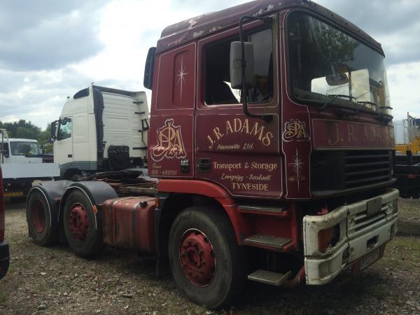 ERF EC12 6X2 TRACTOR UNIT bit.ly/1APViL3 P REG ERF EC 12 6X2 TRACTOR UNIT. TWIN SPLITTER