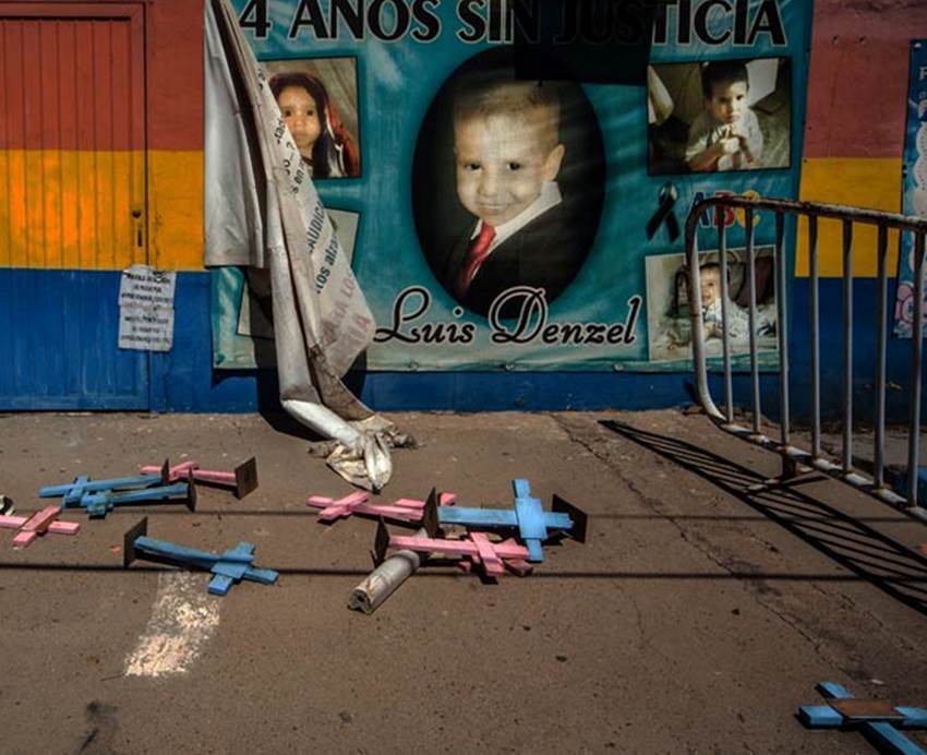 El_Universal_Mx's tweet photo. #PorSiNoLoViste  Caso ABC: 6 años sin justicia; madres aún libran una batalla legal http://t.co/tmUFv9BLzY http://t.co/94xYNvFq1a