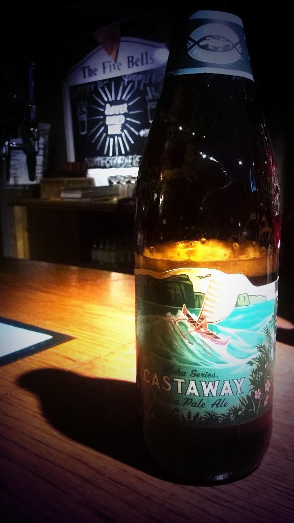 FiveBellsLU7's tweet photo. Product testing going well @KonaBrewingCo #castawayIPA #summerservedhere it's paradise in a bottle http://t.co/8vGxrhwrqv