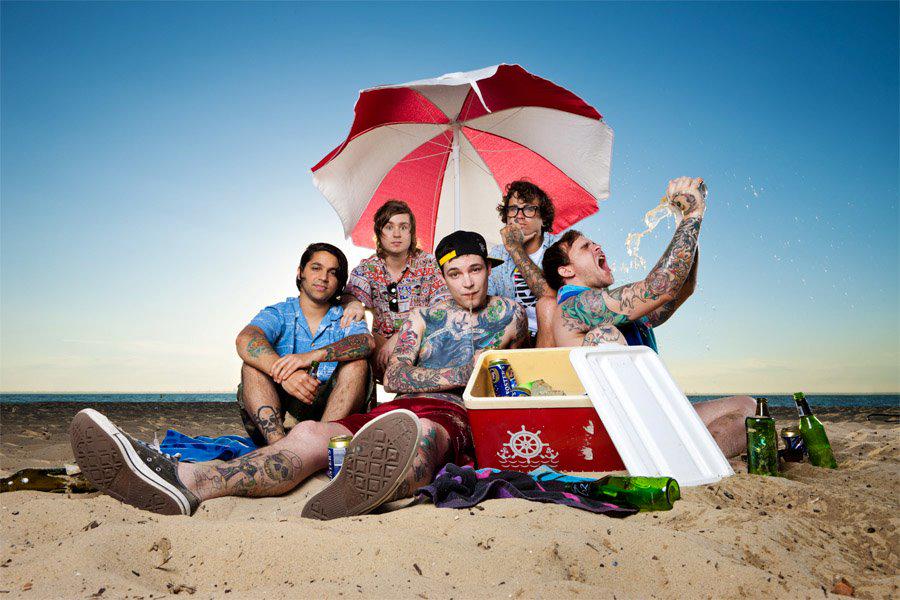 DigitalTourBus's tweet photo. NEWS: @amityaffliction announces a short UK tour, for November. Details at http://t.co/jzYBn73I5U http://t.co/jdj2JJPgFp
