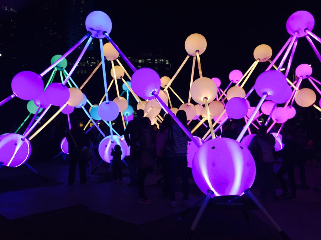 revolutionaus's tweet photo. @revolutionaus #sydney #VividSydney festival #Australia http://t.co/9b5MTVtvlf