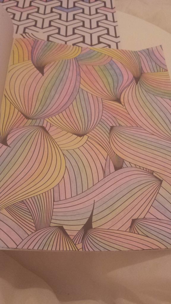 Finished last night <a href="/AdultColouring/">Kaleidoscope</a> #colouring #adultcolouring #Pattern #