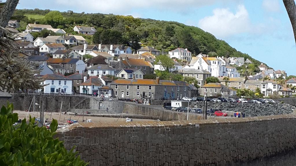 #discovercornwall No visit to Cornwall should leave out a visit to Mousehole. It is picturesque and peaceful.
