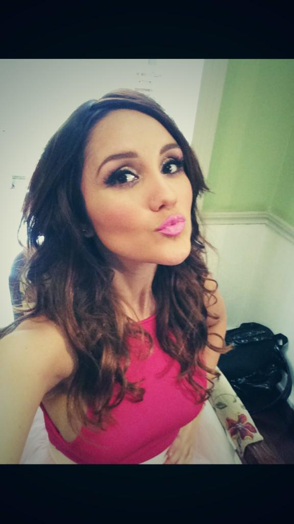 DulceMaria's tweet photo. Por fiin!! #selfie con el nuevo look!! 😘😘😘#MTVHitDuIce #MTVInstaDulce #ElGranPequeño http://t.co/sFOlcdP5hK