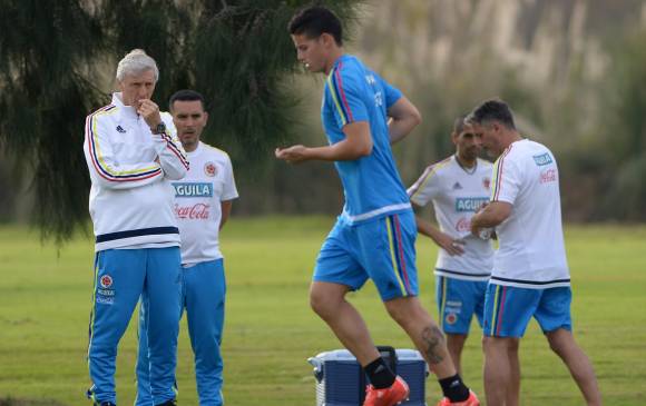 ECDeporte_'s tweet photo. “Somos candidatos a ganar la Copa América”: Pekerman http://t.co/15IlHRJVh3 http://t.co/pz5a2kRSKS