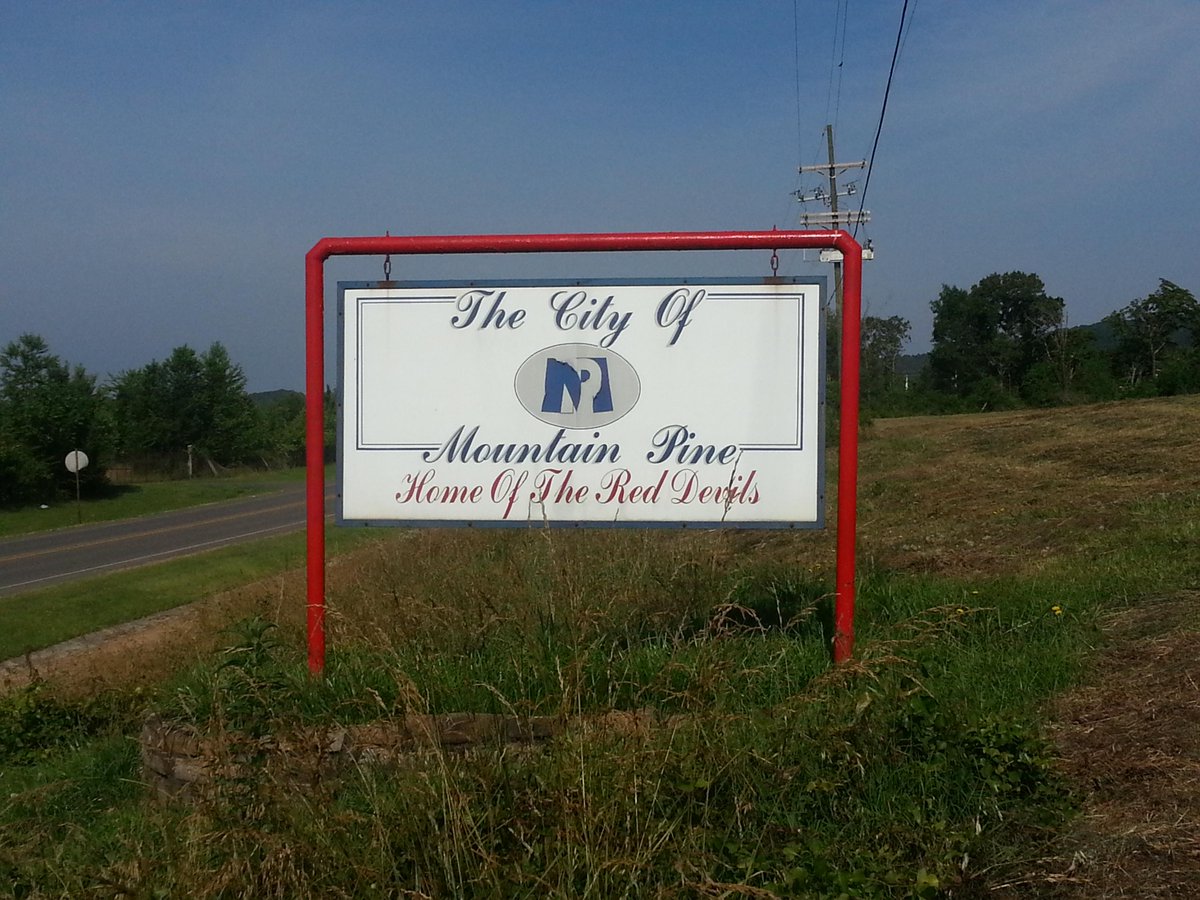 pcsheetsict's tweet photo. Hdng home to ICT from SAV. @mrBobbyBones your home country is beautiful. http://t.co/bnHzAoIwZu