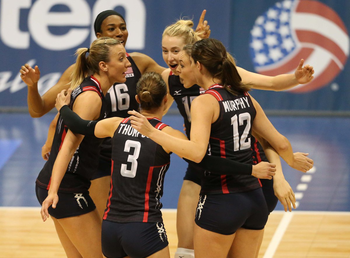 USAVwnt wins 2515 Set 2 over China on KellyMurph12 kill, take 20 lead