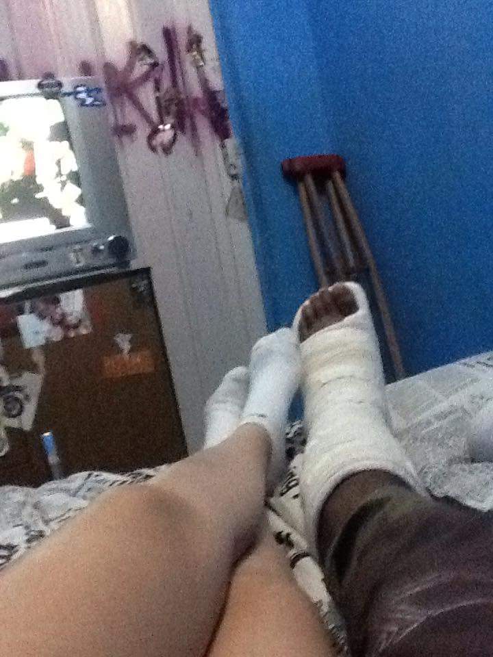 157brunaa's tweet photo. Só salve 24 por 48 ao lado do bee dia e noite grudados cuidando dele ... http://t.co/Vh74v9sGmF