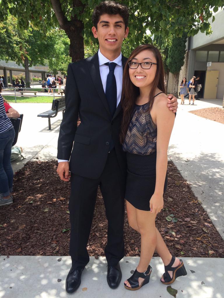 Omarledezma101's tweet photo. last day of school 😢 don't pay attention to the different outfits #missingkait http://t.co/8tRZnbZDse