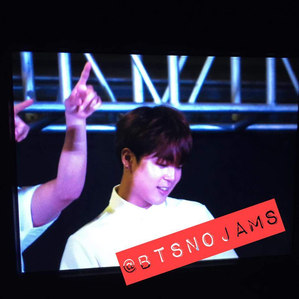 btsnojams's tweet photo. [150605 Hello Session]
cr：@btsnojams
#TRBinMY #TRBinKL #hellosession #BTS #방탄소년단 http://t.co/qsPfM8PKP1