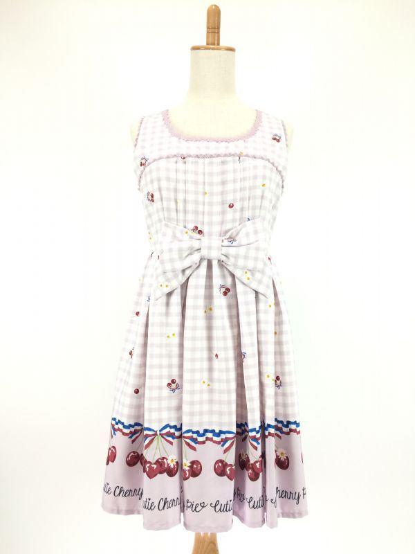 SweetGirlyNet's tweet photo. 陳列中のお洋服からご紹介🔖アンクルージュの人気アイテム、チェリー🍒プリントワンピです🎉 チェリーとトリコロールリボンプリントにおっきな腰のリボンがとってもかわいいですね💓
https://t.co/vST9FRF7sd https://t.co/HEn8D2QjOX