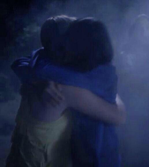 sachaengss's tweet image. @imarleneking were all this beautiful moments just to throw us for a loop #EmisonAtProm