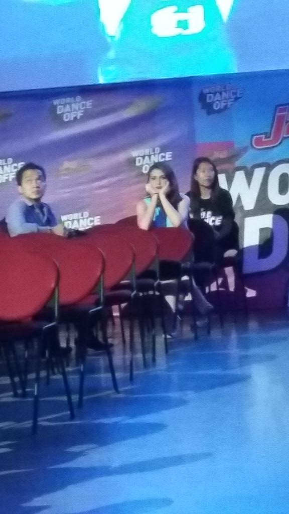 akobujoie's tweet photo. @tippydossantos8 nag picture kami ng sobrang zoom para lang makilala ka.. haha.. #ShareLang #AskTippy http://t.co/7CxvHcoBBO