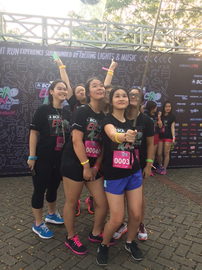 GoodLifeBCA's tweet photo. Are you ready to run? #BCAElectroRun @KartuKreditBCA @Electro_Run http://t.co/sJsIZCSPNm