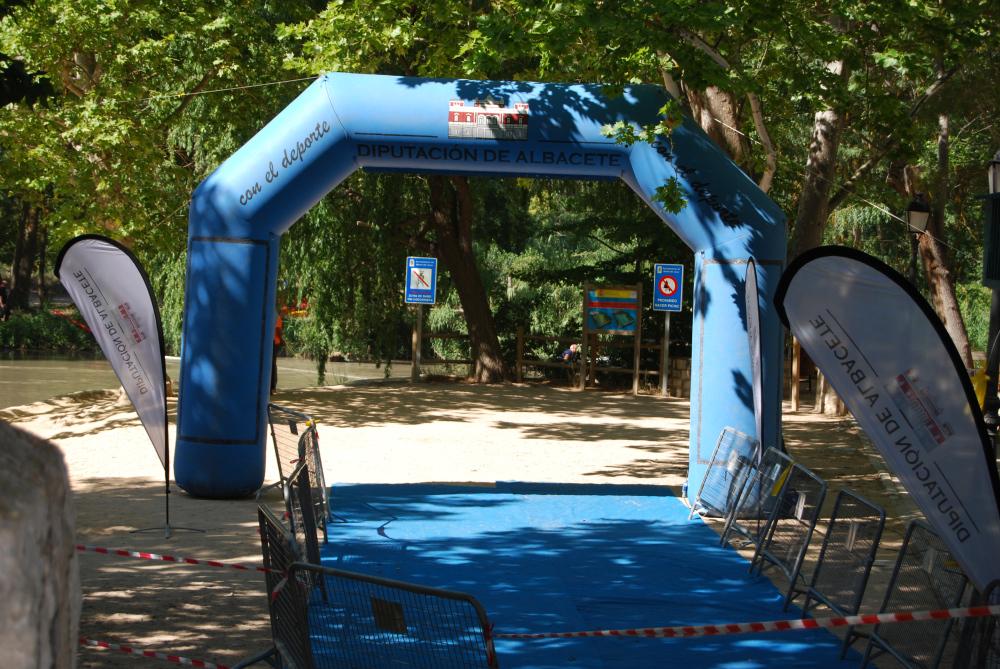 AlcalaJucar's tweet photo. #Triatlon2015 en @AlcalaJucar hemos celebrado nuestro @TriAlcala que ha sido puro espectáculo, entorno de ensueño http://t.co/vIsQkQjmoW