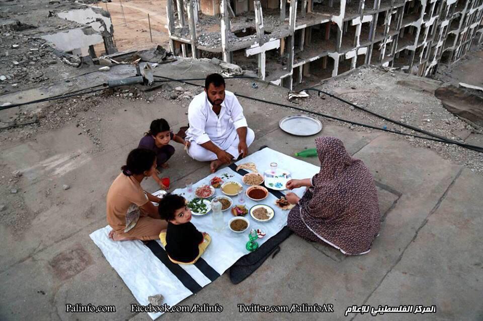 Iftaar in Palestine. Ya Allāh (ﷻ) be with them.